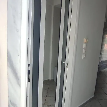 Apartment Silvia 2 *
