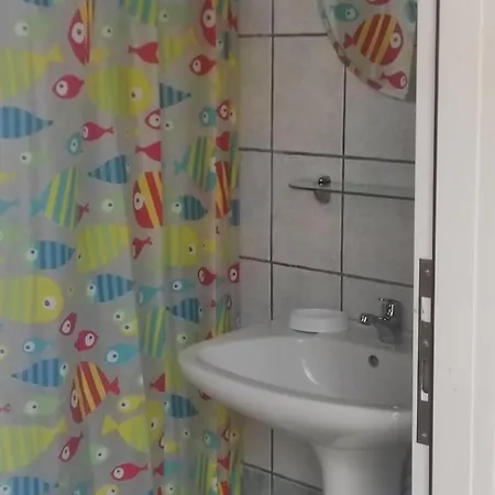 Apartment Silvia 2 Nea Vrasna